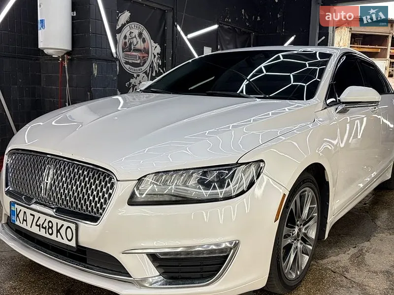 Lincoln MKZ