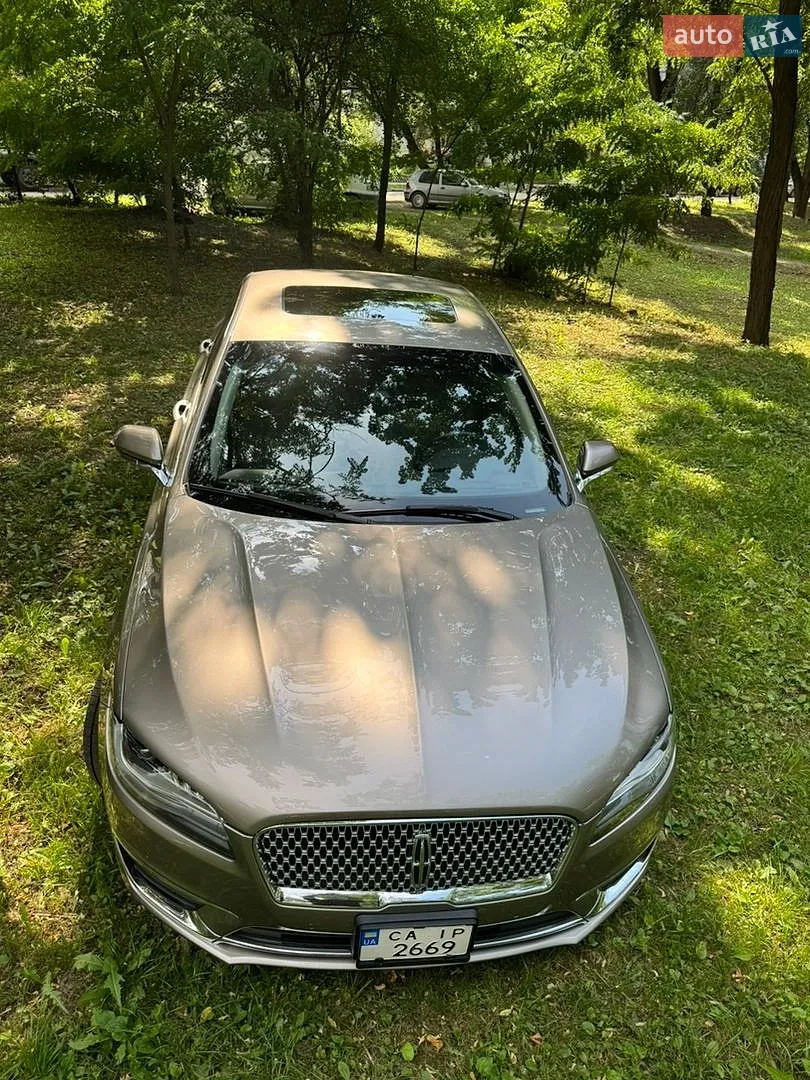 2019 Lincoln MKZ - мініатюра 9