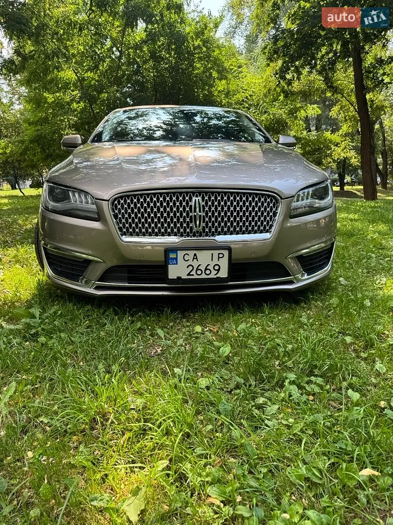 2019 Lincoln MKZ - мініатюра 3