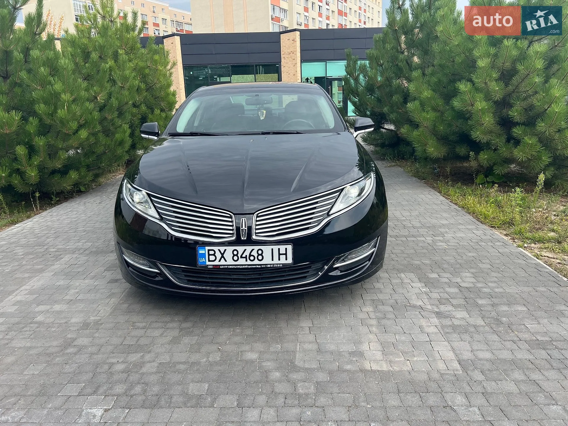 2013 Lincoln MKZ - мініатюра 2