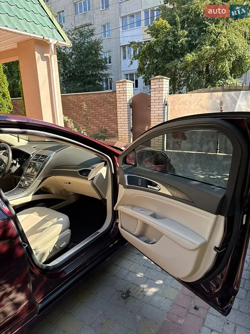 2017 Lincoln MKZ - мініатюра 13