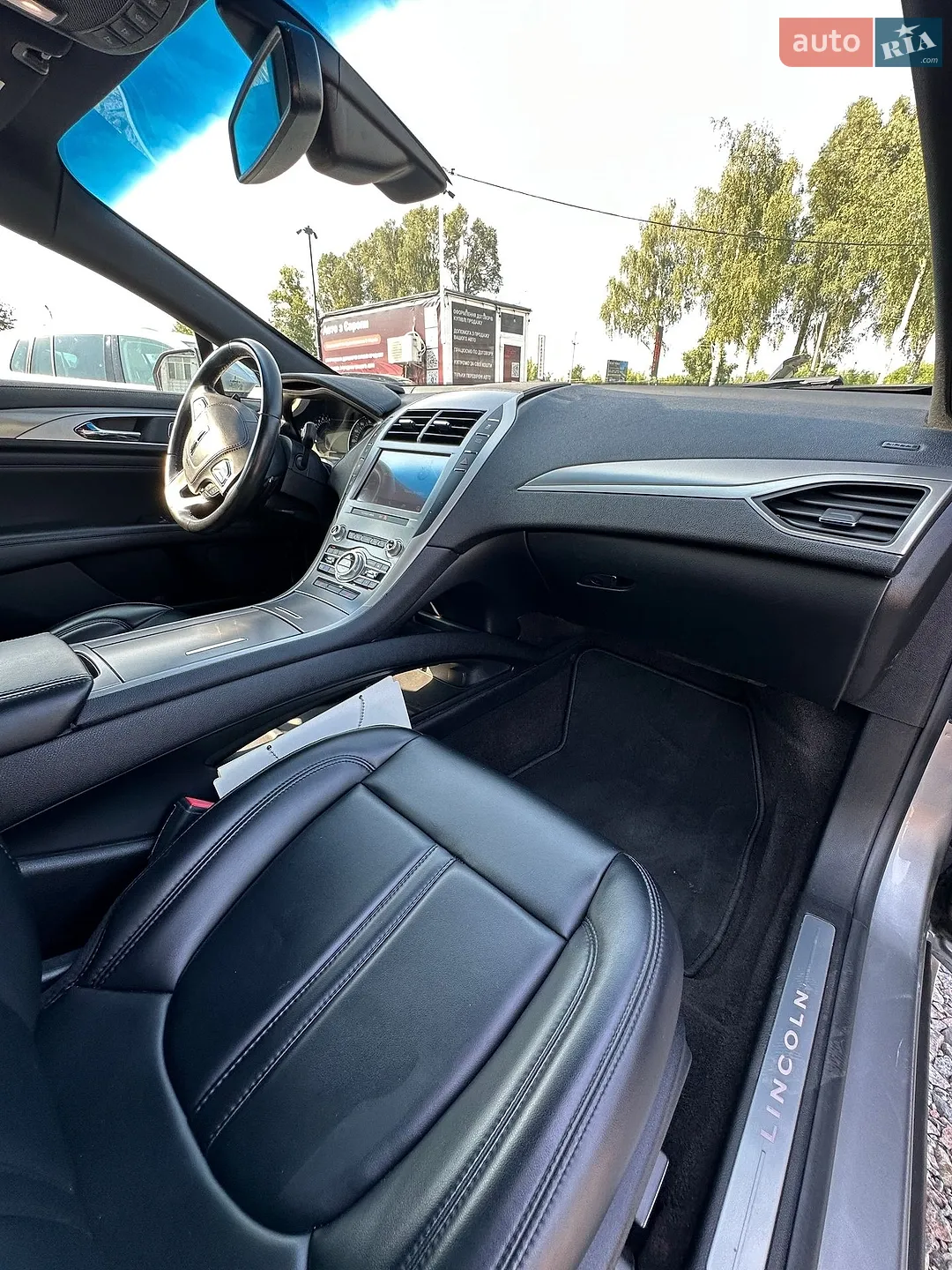 2020 Lincoln MKZ - мініатюра 21