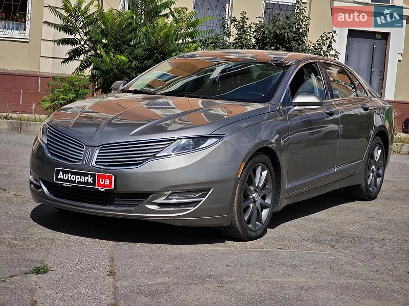 Lincoln MKZ 2015