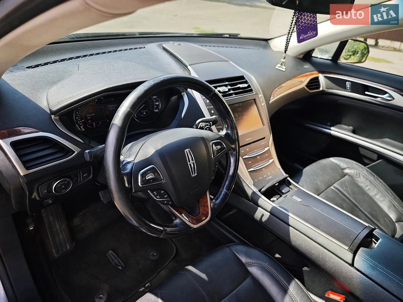 2015 Lincoln MKZ - мініатюра 17