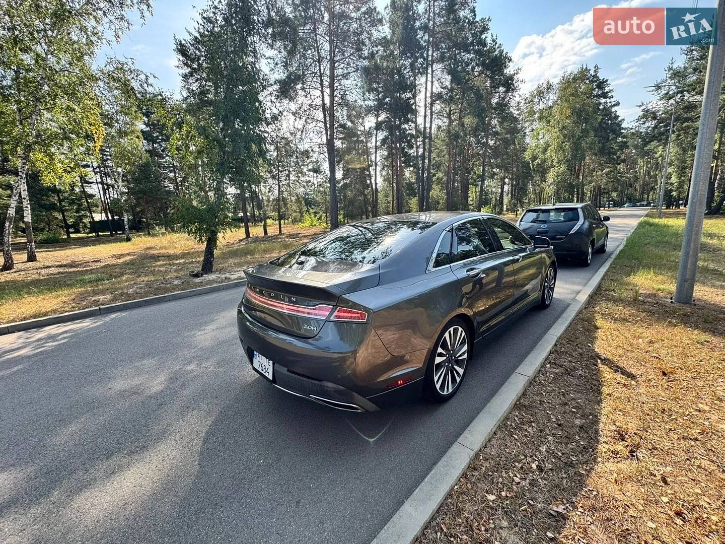 2017 Lincoln MKZ - мініатюра 11