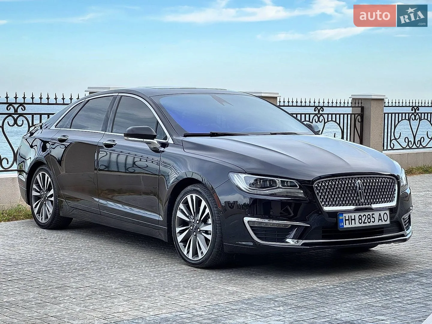 2020 Lincoln MKZ - мініатюра 13