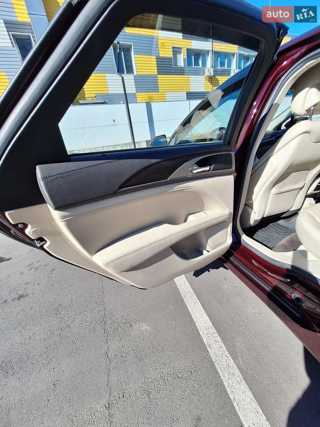 2016 Lincoln MKZ - мініатюра 21