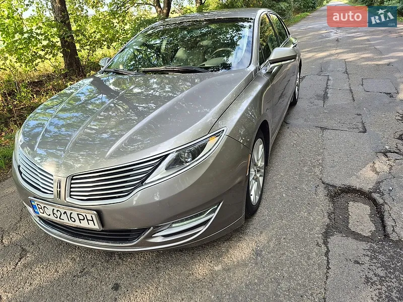 Lincoln MKZ 2015