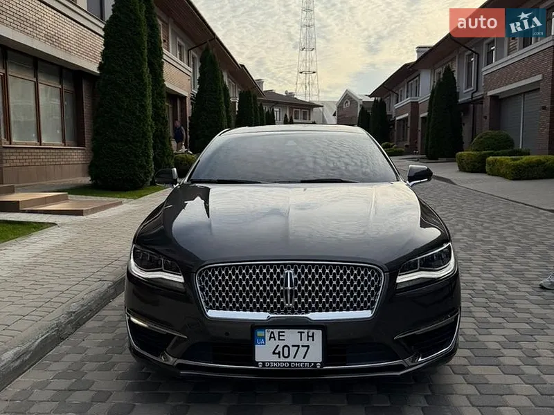 Lincoln MKZ