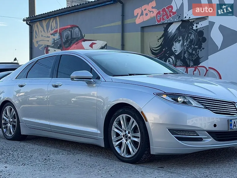 Lincoln MKZ 2015