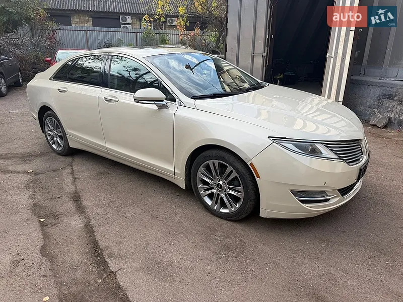 Lincoln MKZ