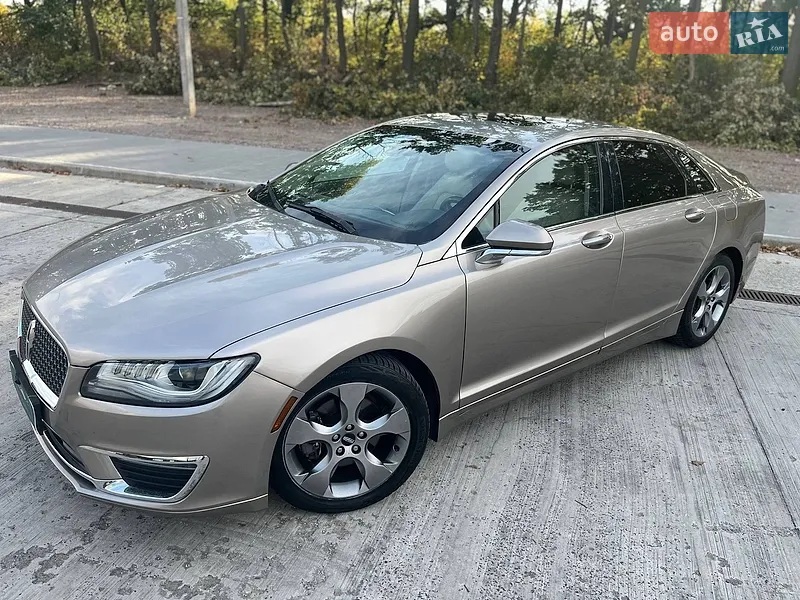 Lincoln MKZ