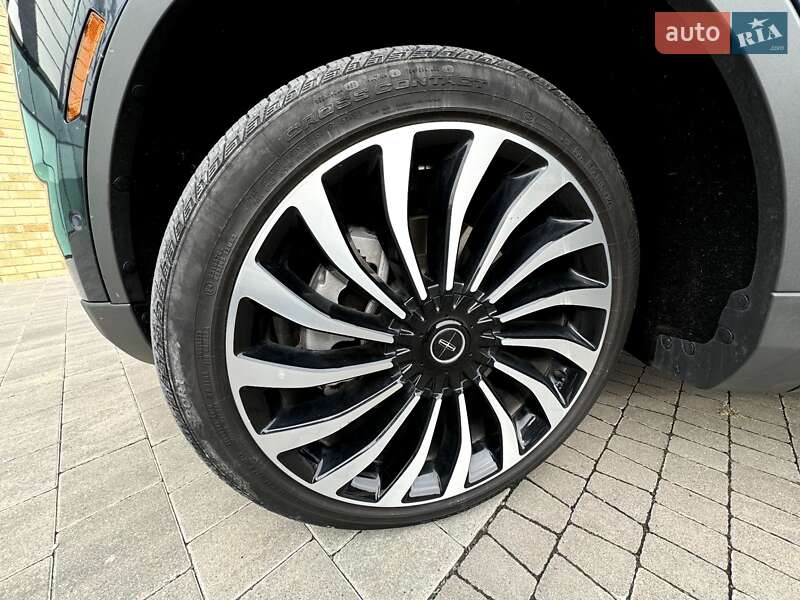 Внедорожник / Кроссовер Lincoln Nautilus 2022 в Хмельницком