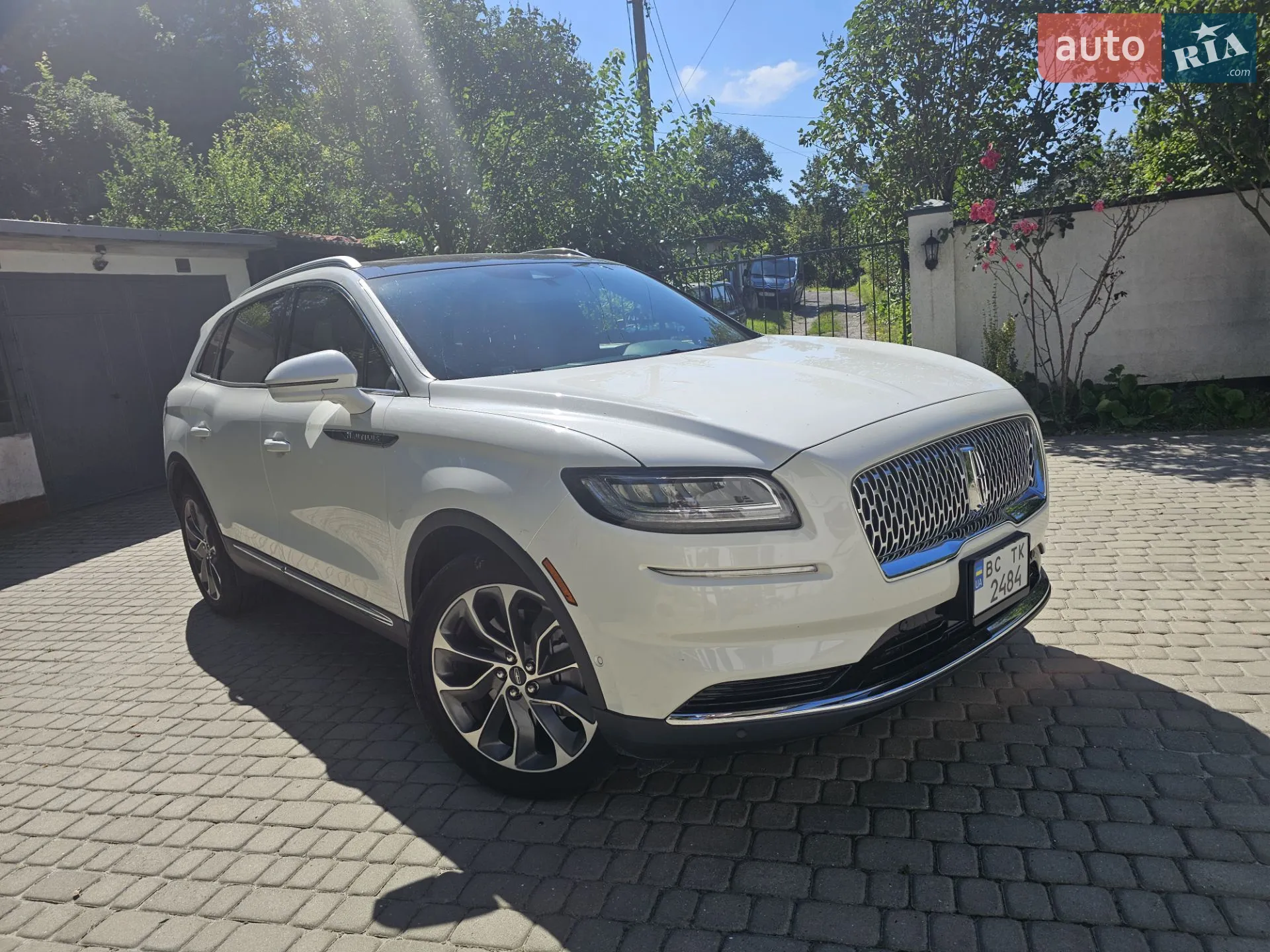 2022 Lincoln Nautilus - мініатюра 11