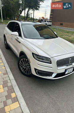 Внедорожник / Кроссовер Lincoln Nautilus 2018 в 