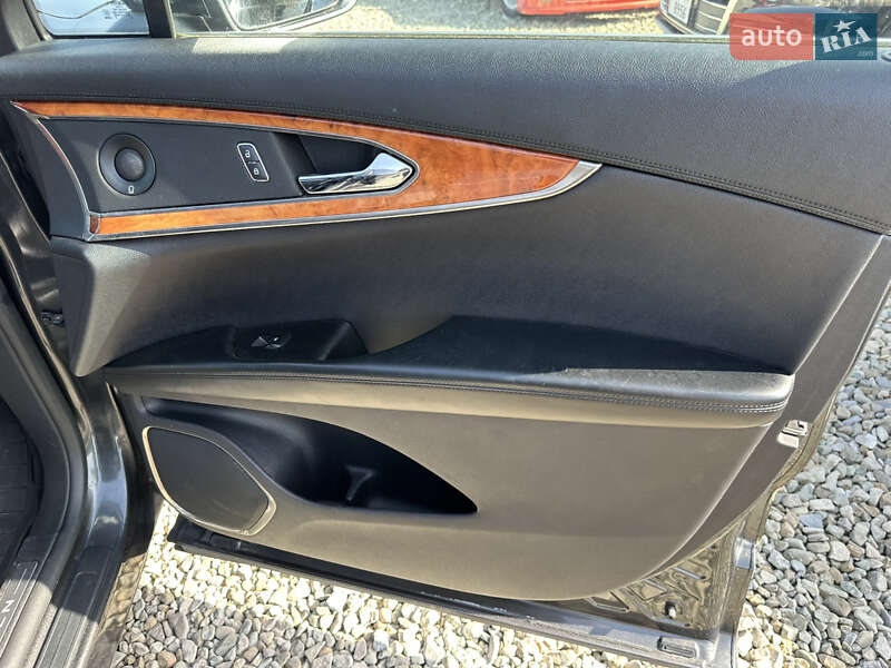 Позашляховик / Кросовер Lincoln Nautilus 2019 в Івано-Франківську