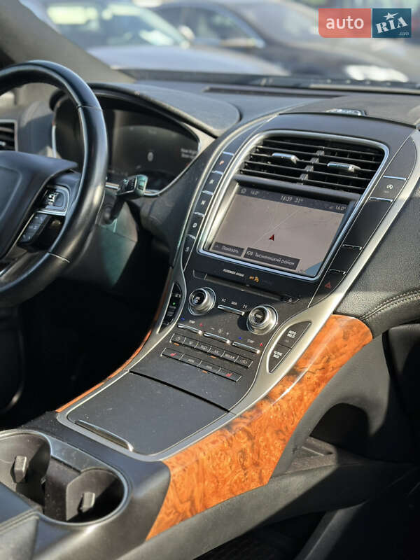 Позашляховик / Кросовер Lincoln Nautilus 2019 в Івано-Франківську