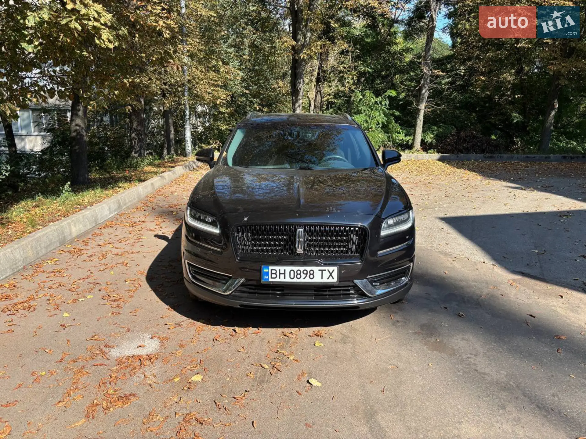 2019 Lincoln Nautilus - мініатюра 2