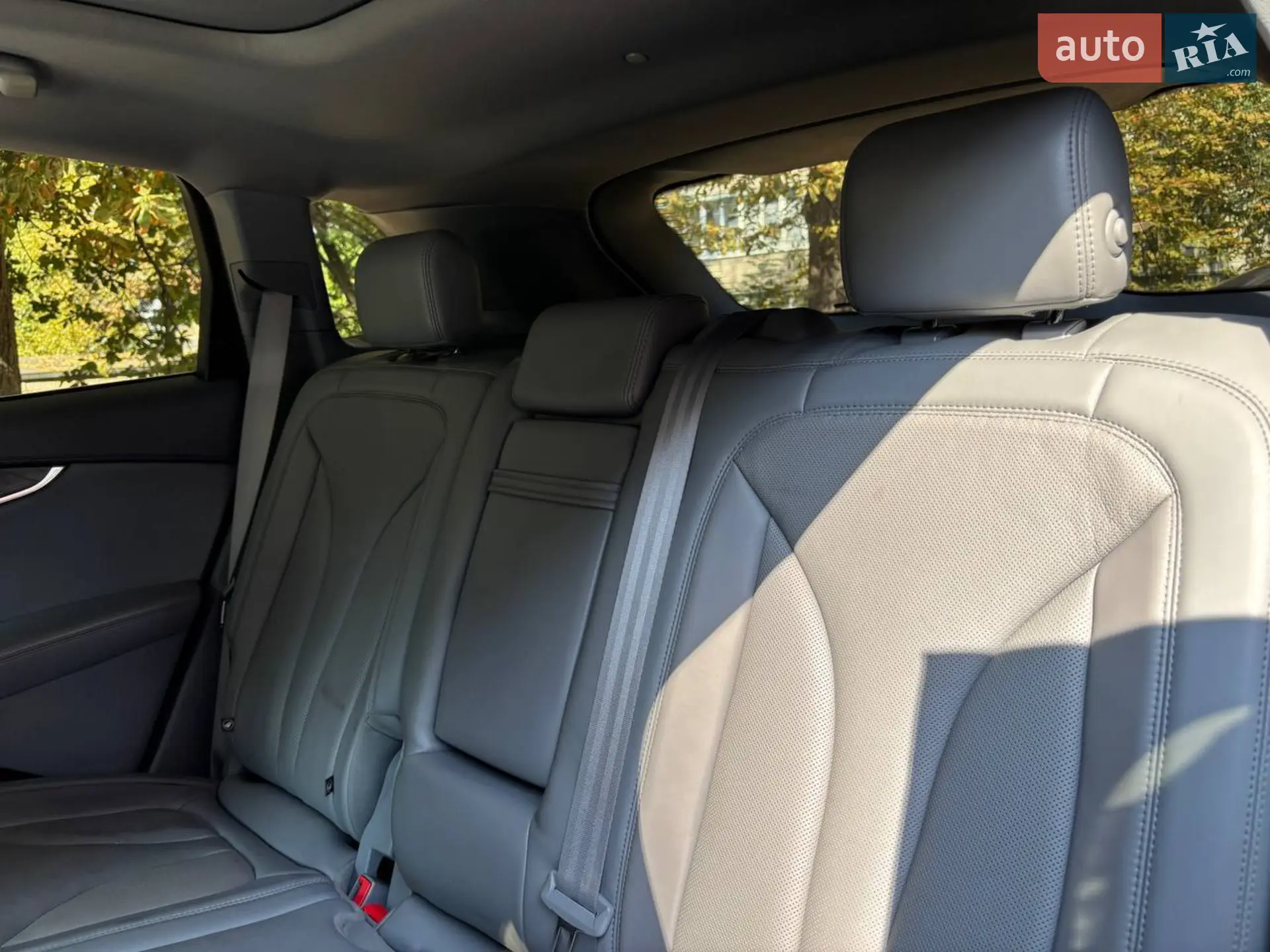 2019 Lincoln Nautilus - мініатюра 28