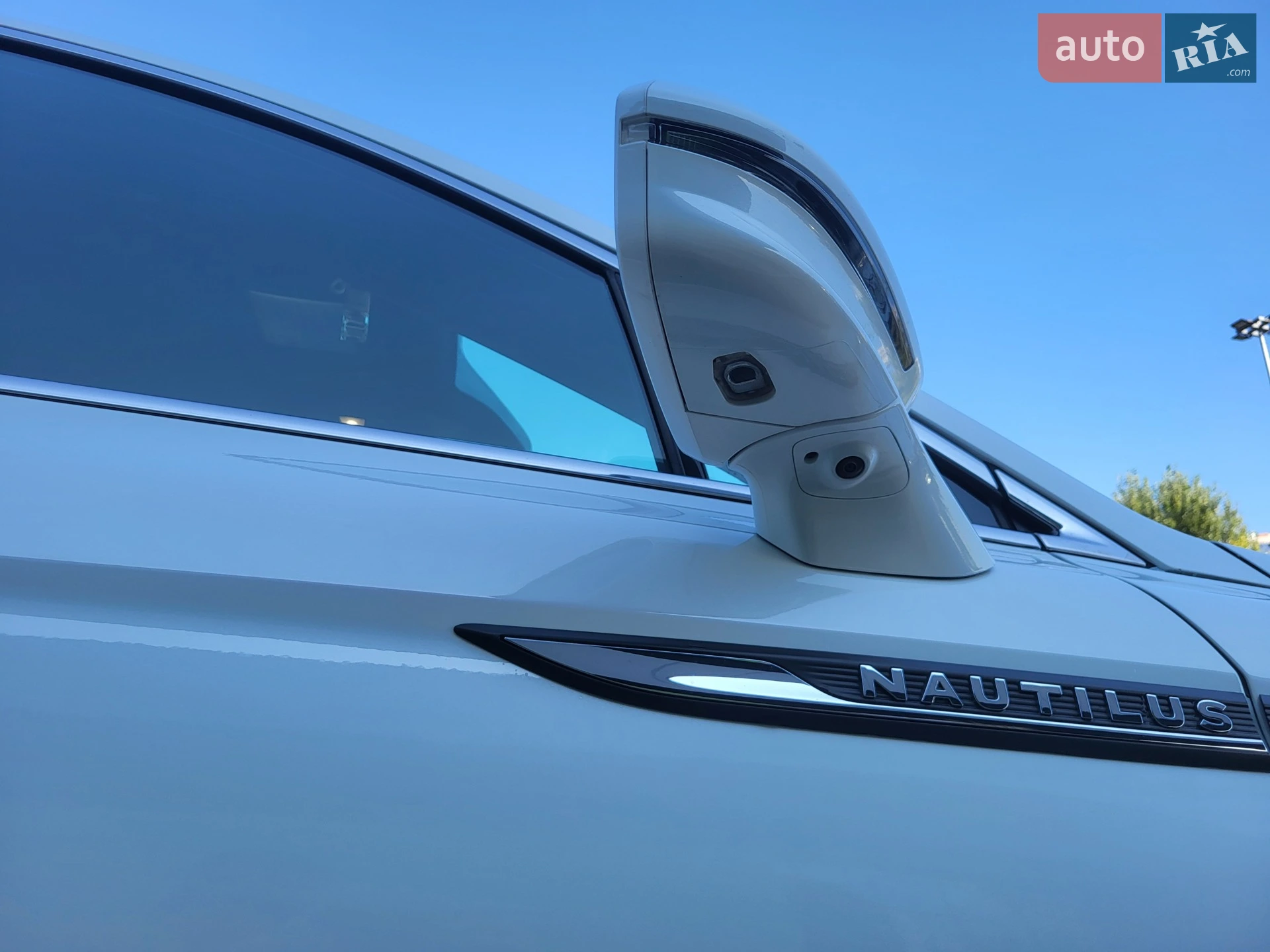 2019 Lincoln Nautilus - мініатюра 8