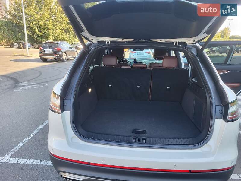 Внедорожник / Кроссовер Lincoln Nautilus 2019 в Киеве