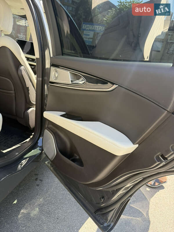 Внедорожник / Кроссовер Lincoln Nautilus 2022 в Кривом Роге