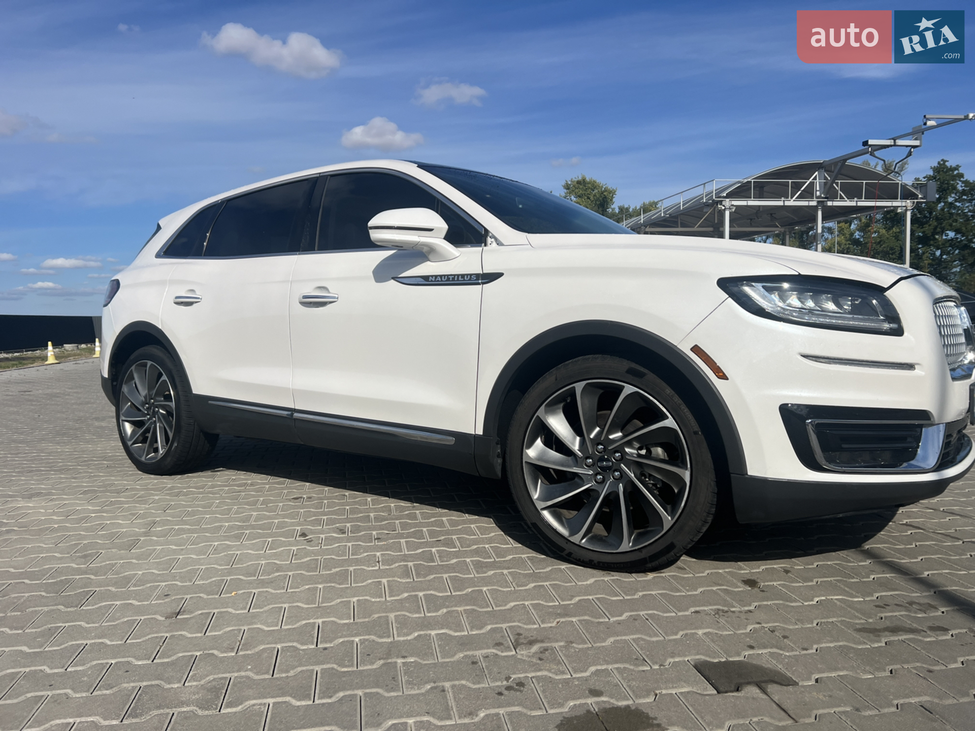 2018 Lincoln Nautilus - мініатюра 2