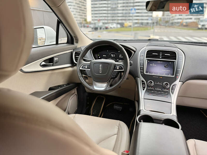 Внедорожник / Кроссовер Lincoln Nautilus 2020 в Киеве фото 36 Внедорожник / Кроссовер Lincoln Nautilus 2020 в Киеве