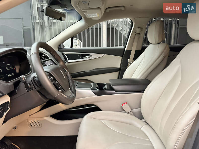 Внедорожник / Кроссовер Lincoln Nautilus 2020 в Киеве фото 42 Внедорожник / Кроссовер Lincoln Nautilus 2020 в Киеве