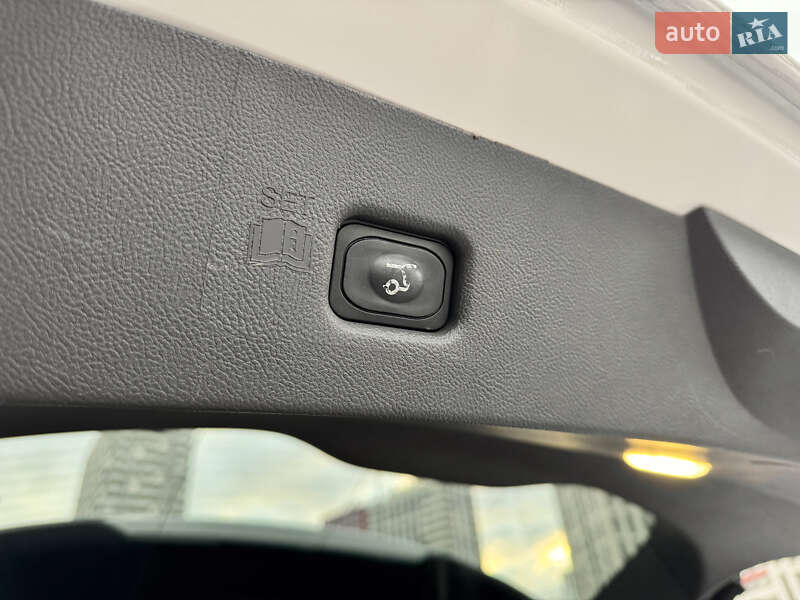 Внедорожник / Кроссовер Lincoln Nautilus 2020 в Киеве фото 70 Внедорожник / Кроссовер Lincoln Nautilus 2020 в Киеве