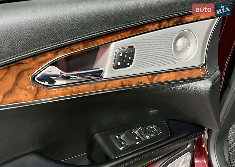 Позашляховик / Кросовер Lincoln Nautilus 2020 в Києві