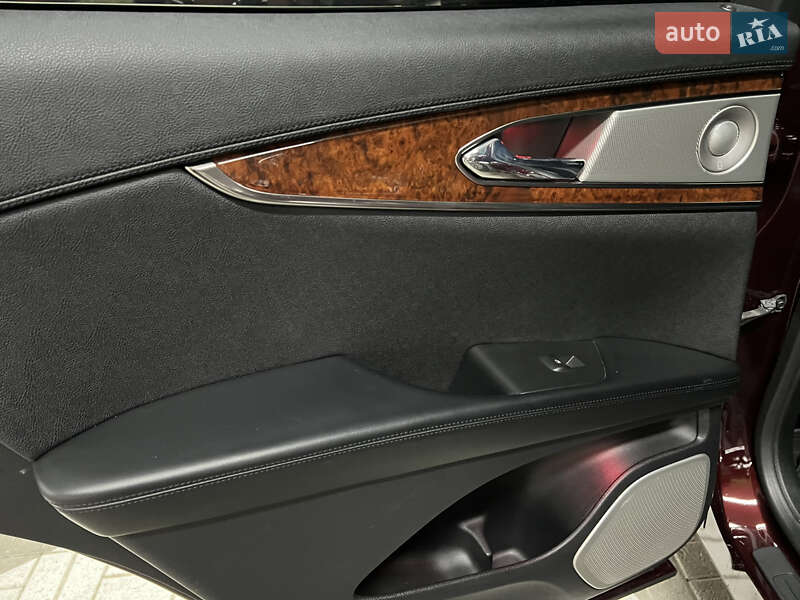 Позашляховик / Кросовер Lincoln Nautilus 2020 в Києві