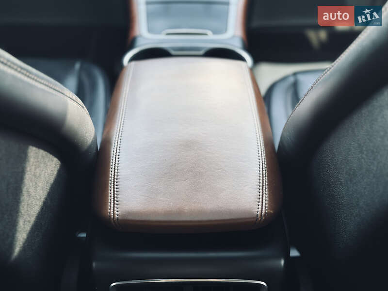 Внедорожник / Кроссовер Lincoln Nautilus 2020 в Кременчуге фото 34 Внедорожник / Кроссовер Lincoln Nautilus 2020 в Кременчуге