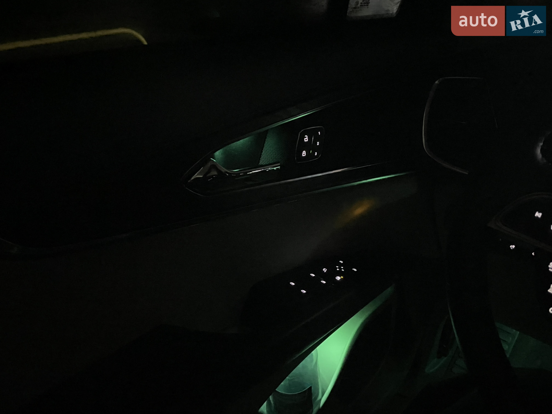 2019 Lincoln Nautilus - мініатюра 38