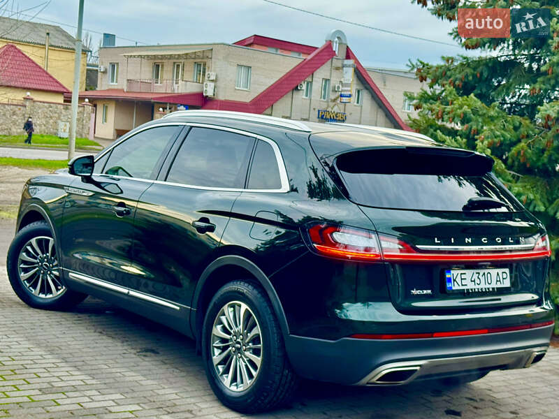 Позашляховик / Кросовер Lincoln Nautilus 2021 в Дніпрі