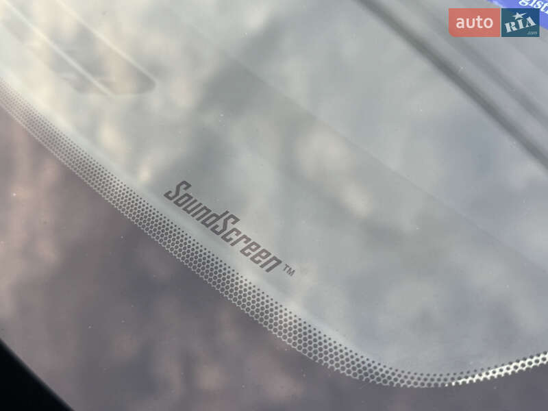 Позашляховик / Кросовер Lincoln Nautilus 2021 в Дніпрі