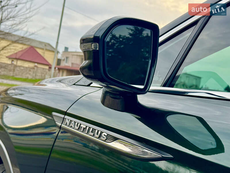 Позашляховик / Кросовер Lincoln Nautilus 2021 в Дніпрі