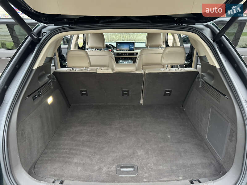 Позашляховик / Кросовер Lincoln Nautilus 2021 в Дніпрі