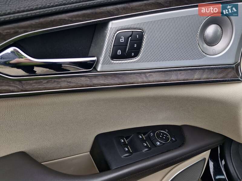 Внедорожник / Кроссовер Lincoln Nautilus 2020 в Николаеве