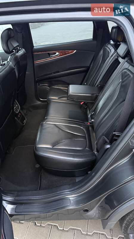 Позашляховик / Кросовер Lincoln Nautilus 2019 в Тернополі