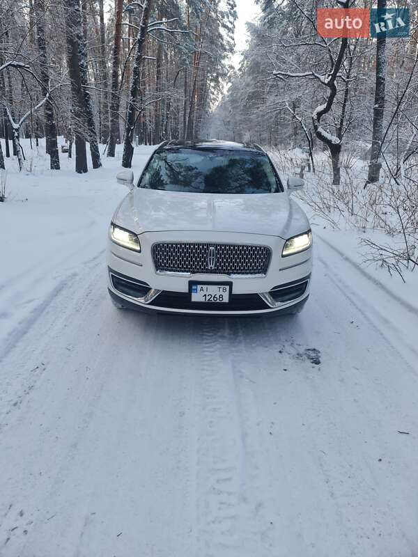 Lincoln Nautilus 2019