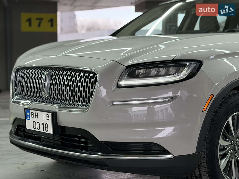 Lincoln Nautilus 2021