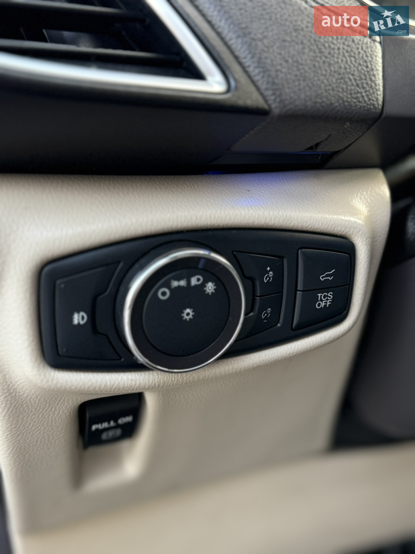 2019 Lincoln Nautilus - мініатюра 15