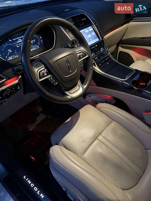 Внедорожник / Кроссовер Lincoln Nautilus 2020 в Виннице