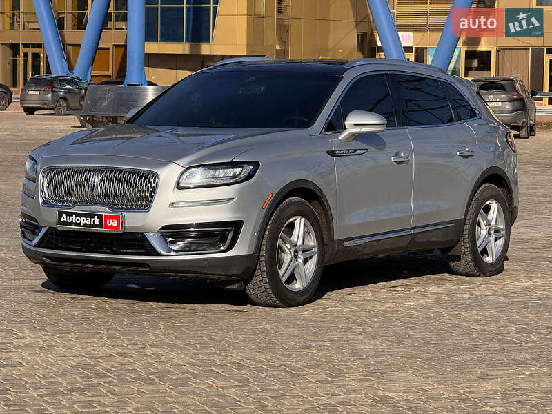 Lincoln Nautilus 2019