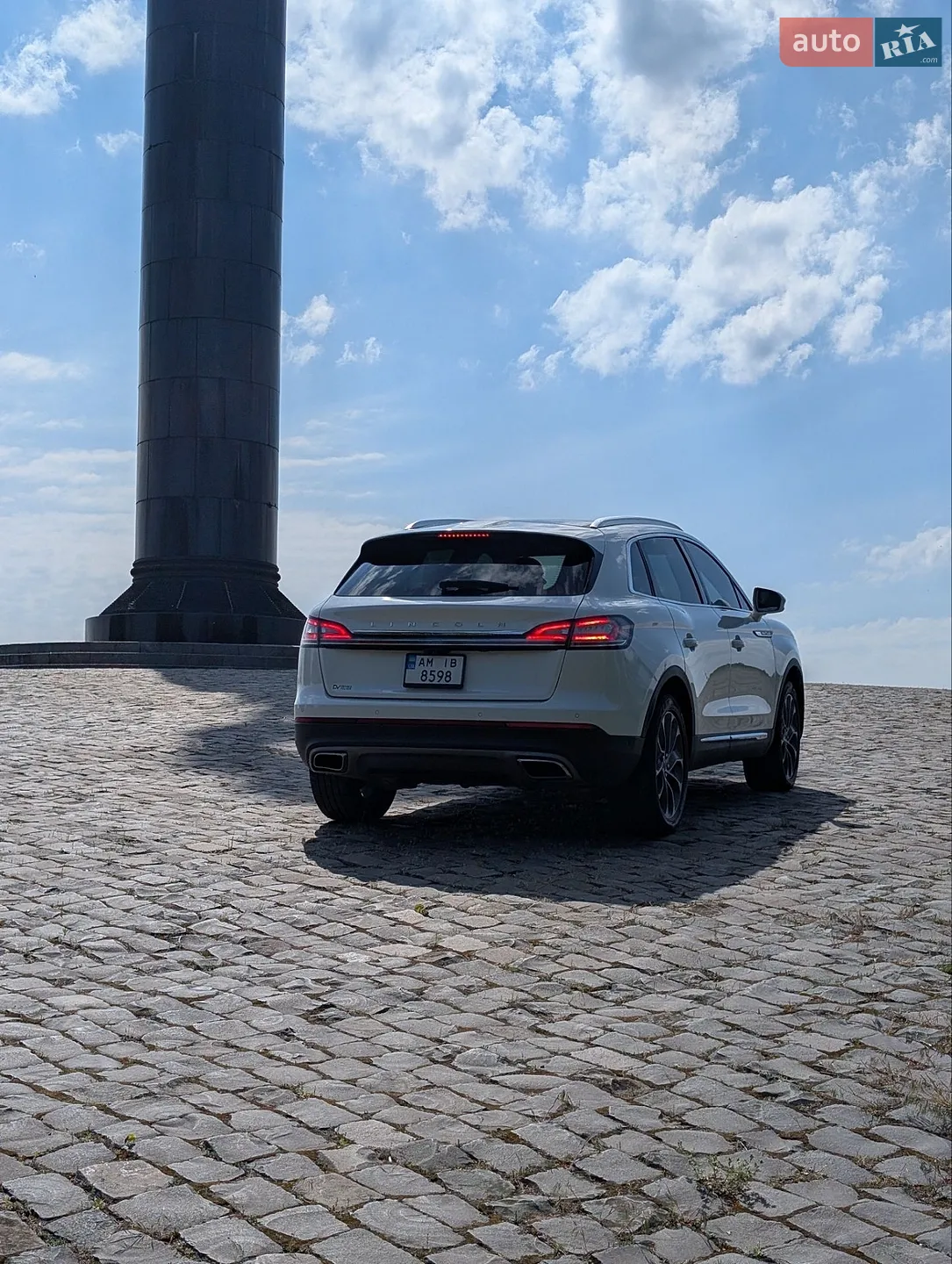 2022 Lincoln Nautilus - мініатюра 2