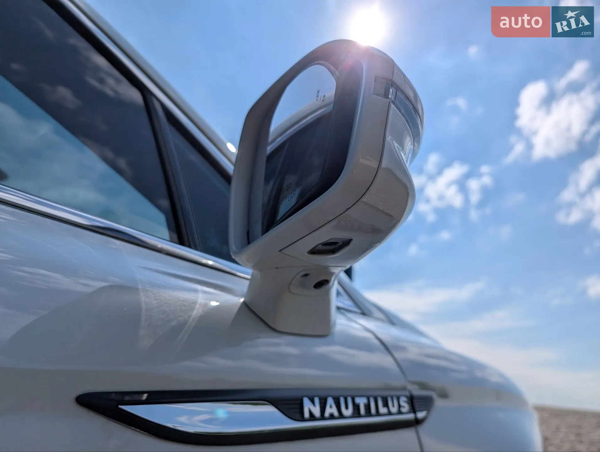 2022 Lincoln Nautilus - мініатюра 12