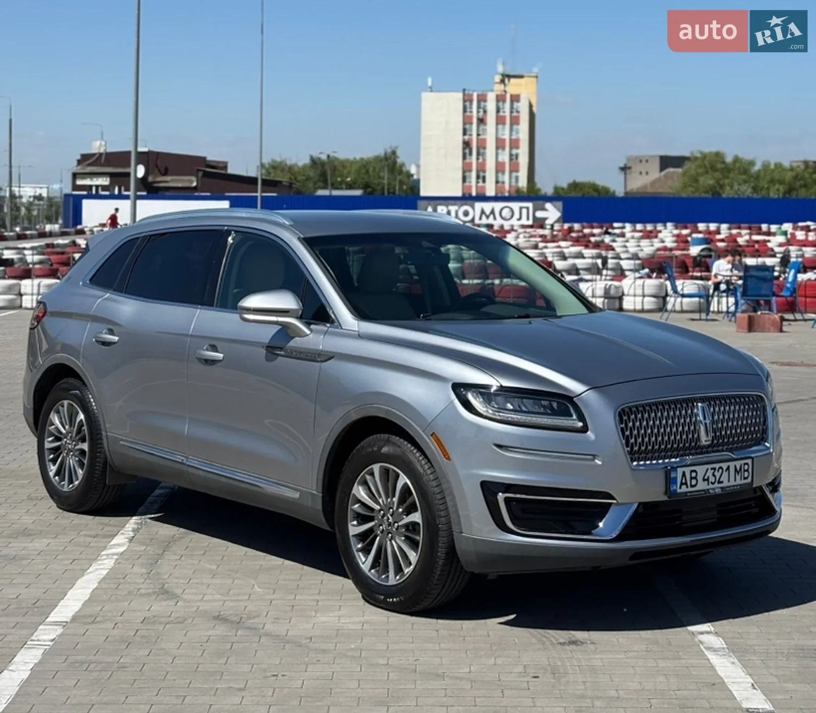 2019 Lincoln Nautilus - мініатюра 3