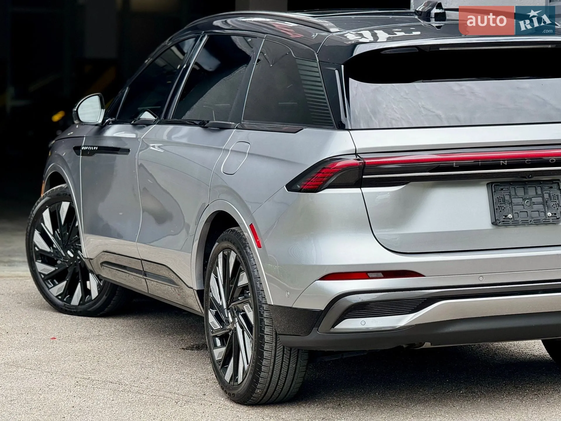 2024 Lincoln Nautilus - мініатюра 8
