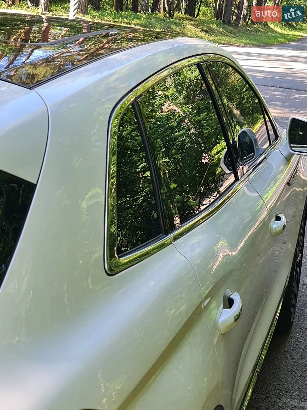 2019 Lincoln Nautilus - мініатюра 12